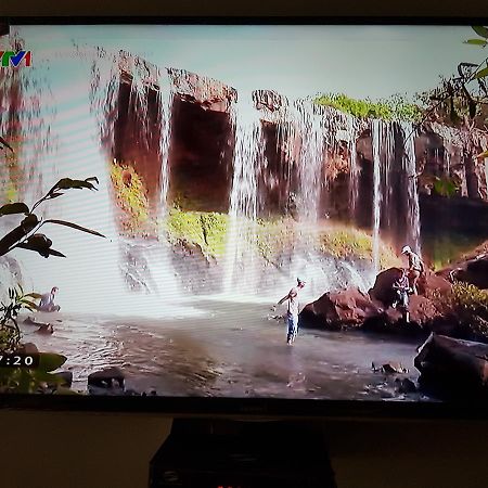 Bac Huong Hotel Kon Tum Eksteriør billede