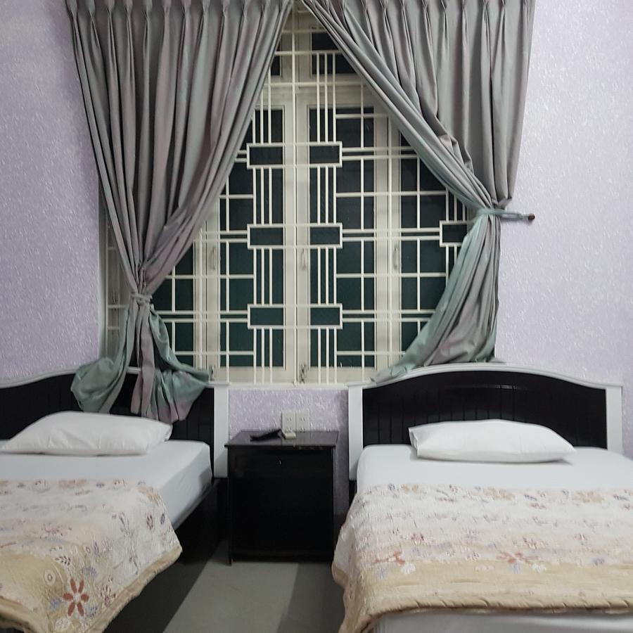 Bac Huong Hotel Kon Tum Eksteriør billede